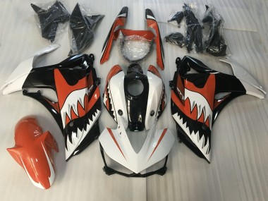 15-18 Requin Orange & Blanc R3 Carénage Moto